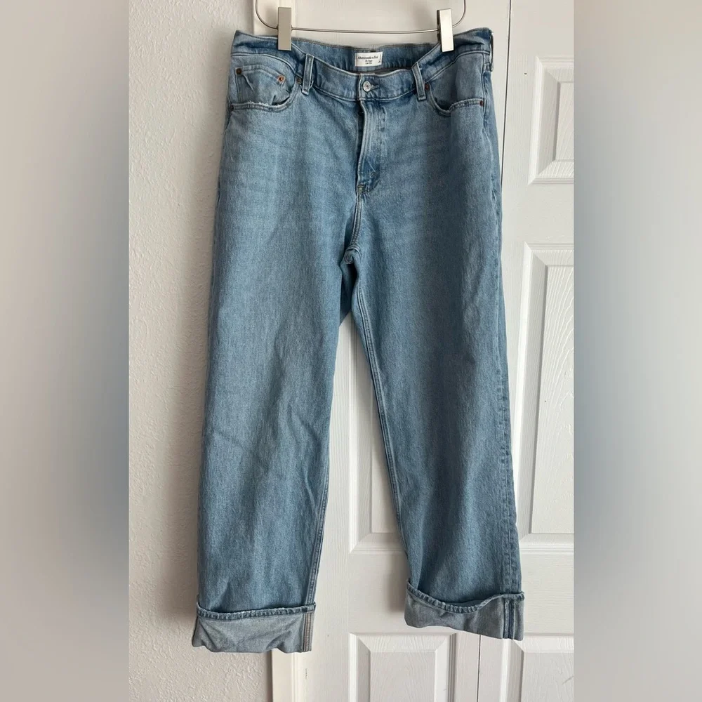 Abercrombie 32/14 LONG Cruve Love Low Rise Baggy Jeans with Cuffed Rolled Hem